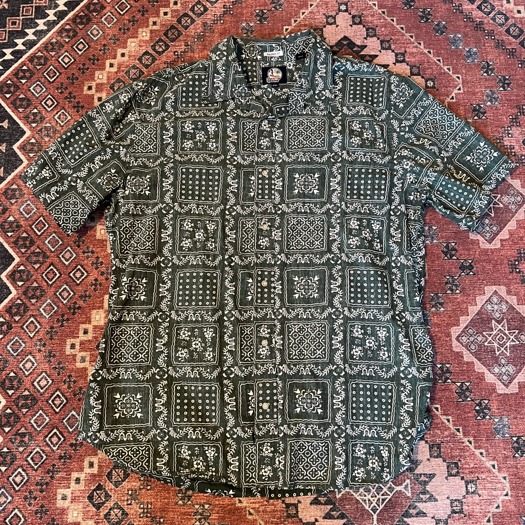 Reyn Spooner Vintage Floral Printed Button Up T-Shirt